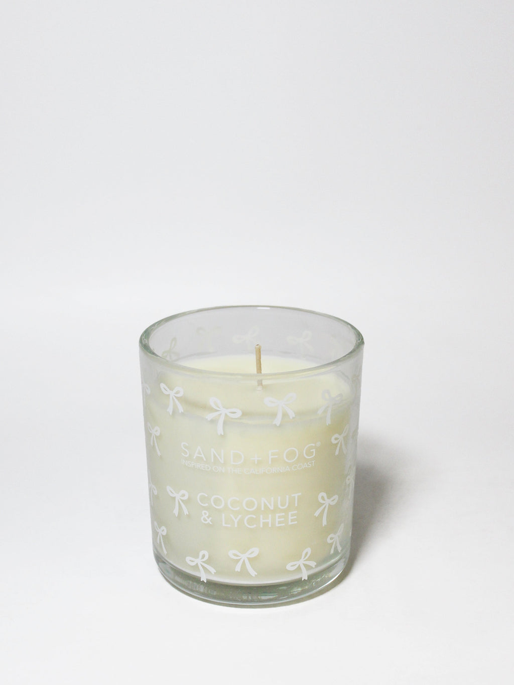Aromatic Coconut & Lychee 10 oz scented candle