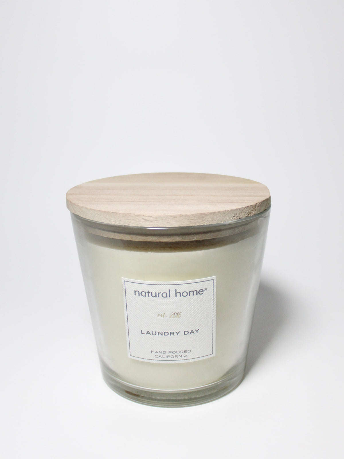 Aromatic Laundry Day Natural Home 31 oz scented candle