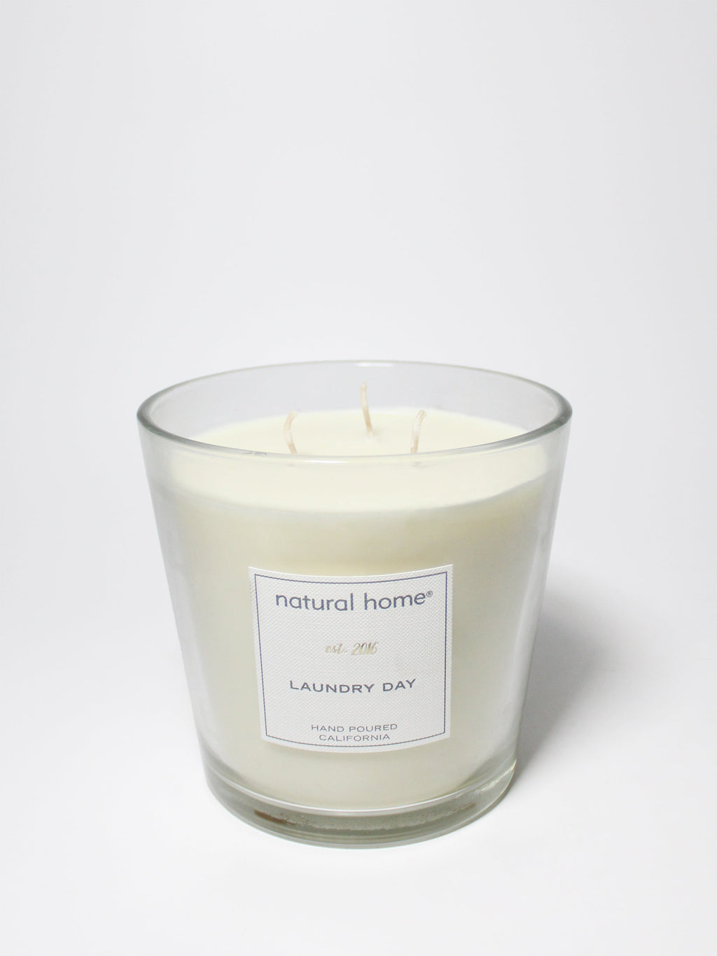 Aromatic Laundry Day Natural Home 31 oz scented candle