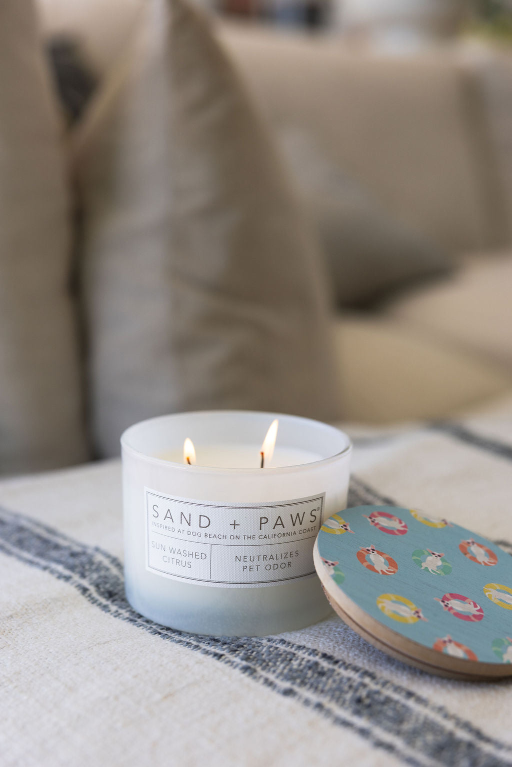Aromatic Sand + Paws Sun Washed Citrus 12 oz scented candle