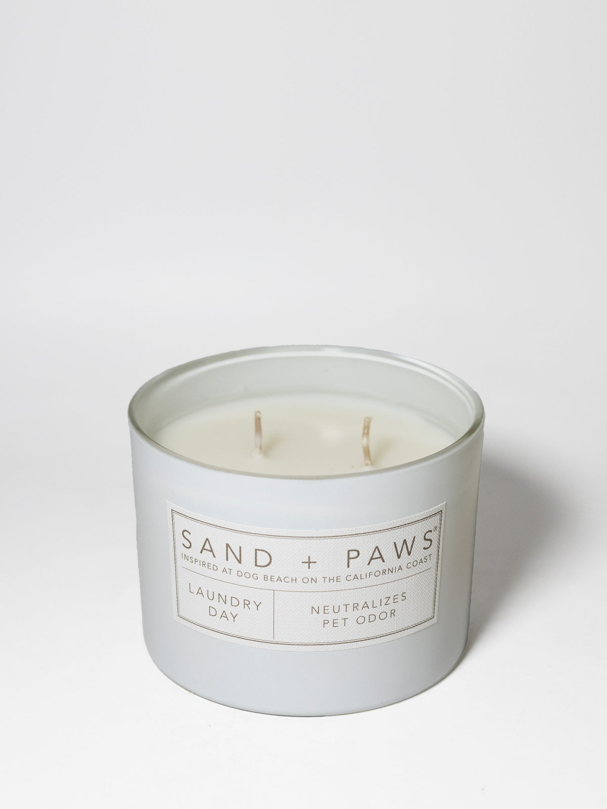 Aromatic Sand + Paws Laundry Day 12 oz scented candle